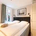 Quartet Bryggen - Quiet And Cozy - Norwegians Minimum Age 25