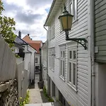 Quartet Bryggen - Quiet And Cozy - Norwegians Minimum Age 25 Daire Bergen