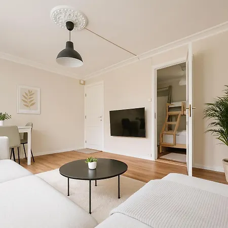 Quartet Bryggen - Quiet And Cozy - Norwegians Minimum Age 25 *