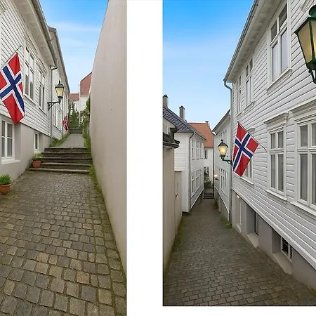 Quartet Bryggen - Quiet And Cozy - Norwegians Minimum Age 25 * 卑爾根