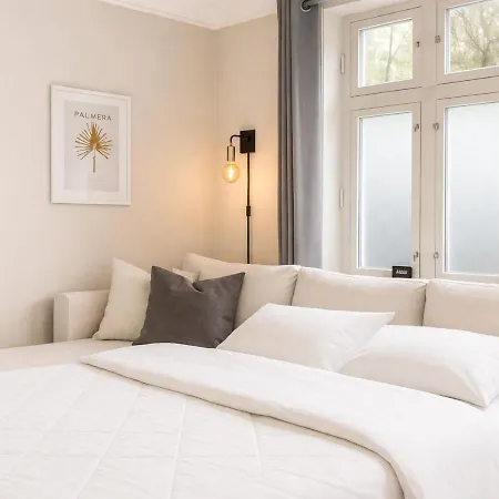 Four By Bryggen - Central, Quiet And Cozy - Norwegians Minimum Age 25