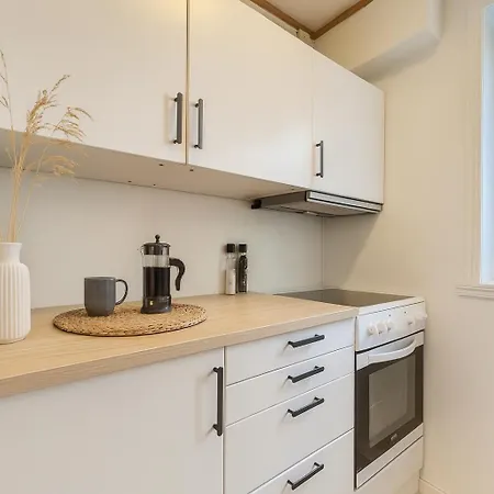 Four By Bryggen - Central, Quiet And Cozy - Norwegians Minimum Age 25