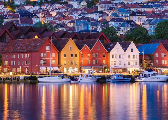 Quartet Bryggen - Quiet And Cozy - Norwegians Minimum Age 25 Μπέργκεν