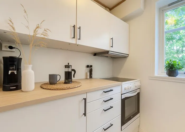 Quartet Bryggen - Quiet And Cozy - Norwegians Minimum Age 25