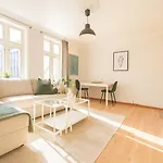 Quartet Bryggen - Quiet And Cozy - Norwegians Minimum Age 25 * Bergen